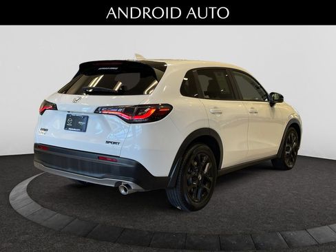 Used 2023 Honda HR-V Sport image 5