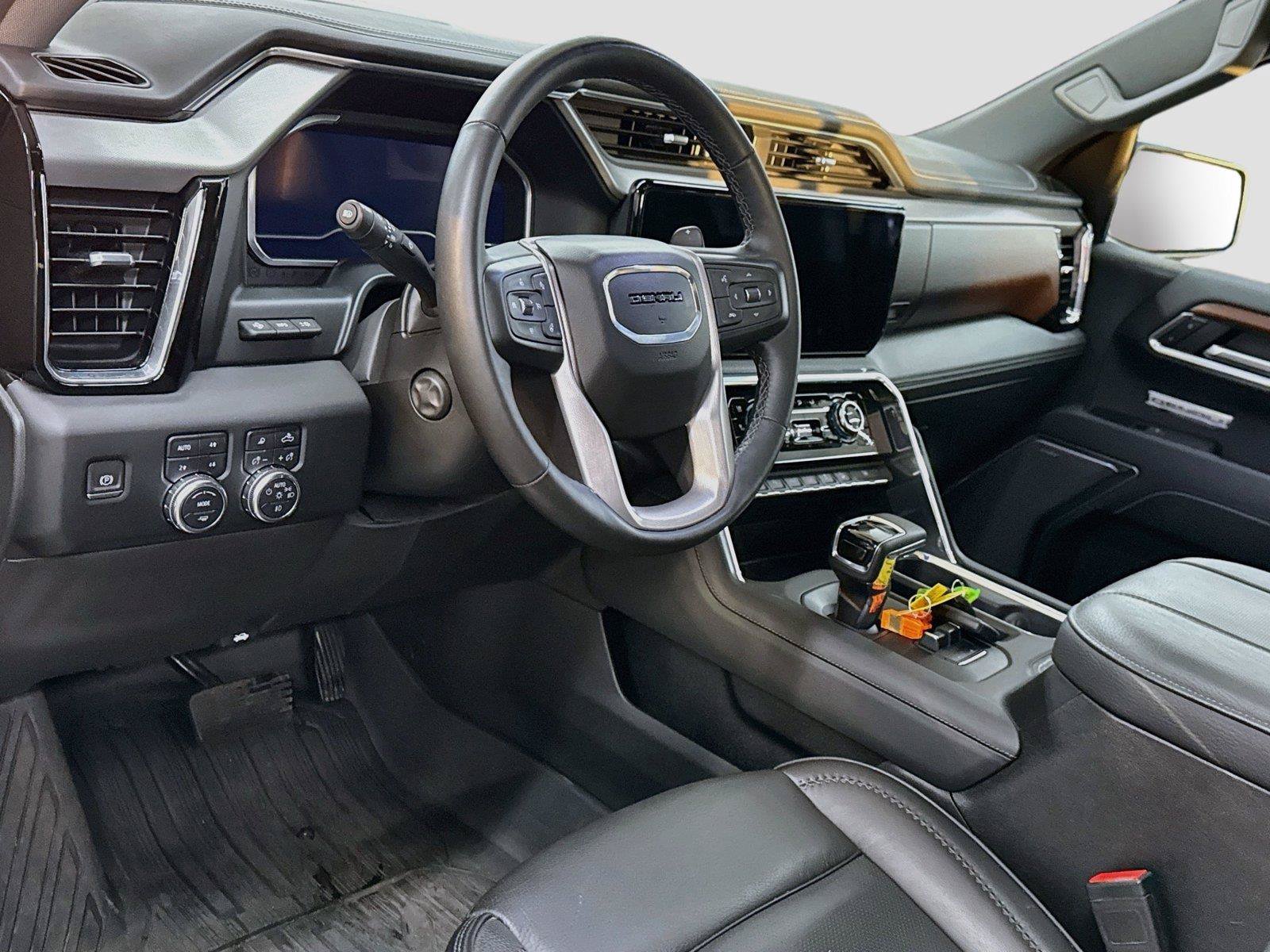 Used 2023 GMC Sierra 1500 Denali w/ Denali Reserve Package AWD/4WD image 6