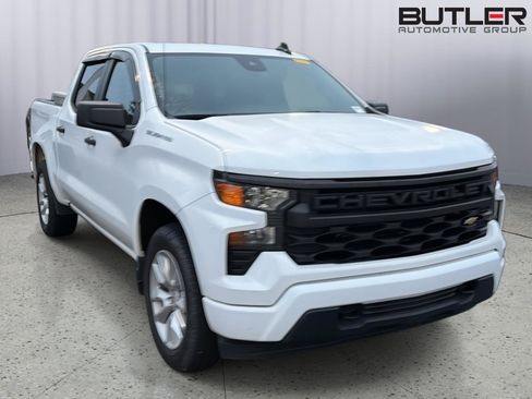 Used 2022 Chevrolet Silverado 1500 Custom RWD image 4