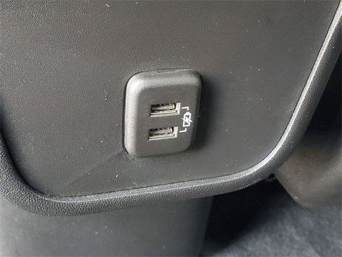 Certified 2021 Chevrolet Equinox LT image 11