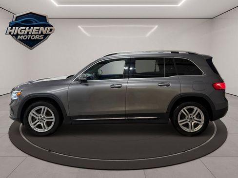 Used 2020 Mercedes-Benz GLB 250 4MATIC w/ Premium Package image 3