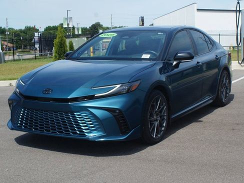 Used 2025 Toyota Camry XSE w/ Premium Package FWD image 24