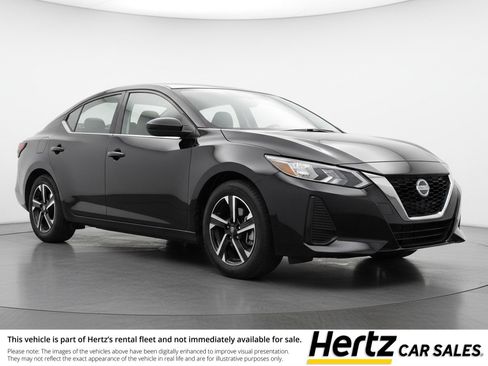 Used 2025 Nissan Sentra SV image 1