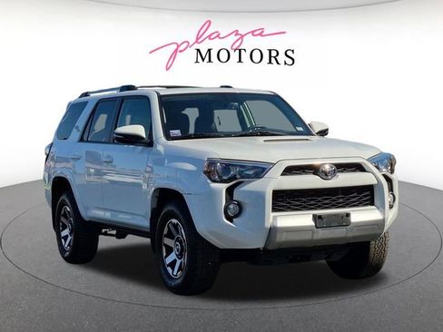 Used 2017 Toyota 4Runner TRD Off-Road Premium AWD/4WD image 3