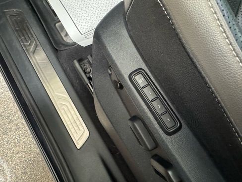 Used 2022 Volkswagen Atlas SEL Premium image 22