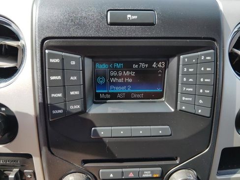 Used 2013 Ford F150 XLT w/ Luxury Equipment Group RWD image 22