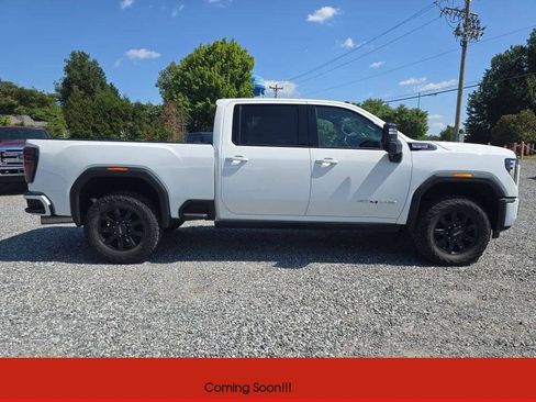 Used 2024 GMC Sierra 3500 AT4 w/ AT4 Premium Plus Package AWD/4WD image 8