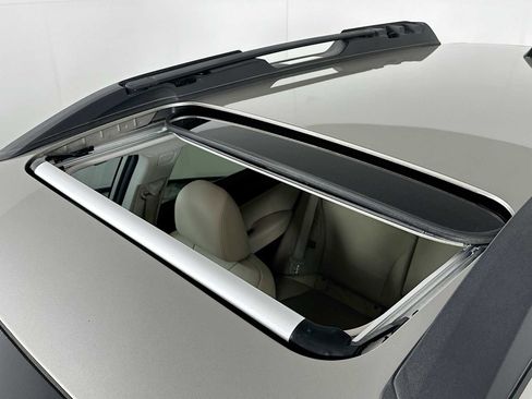 Used 2018 Subaru Outback 3.6R Limited image 20