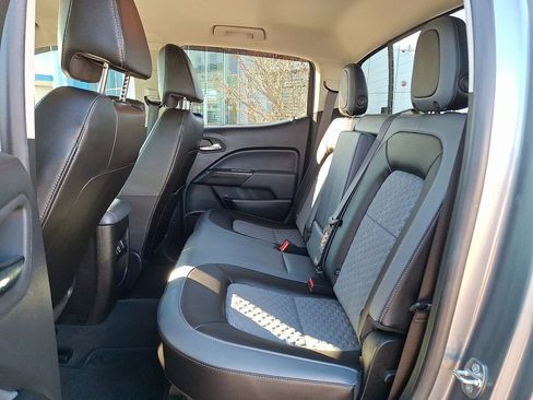 Used 2022 Chevrolet Colorado Z71 image 13