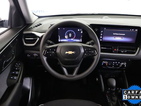 Used 2025 Chevrolet Blazer LT image 17