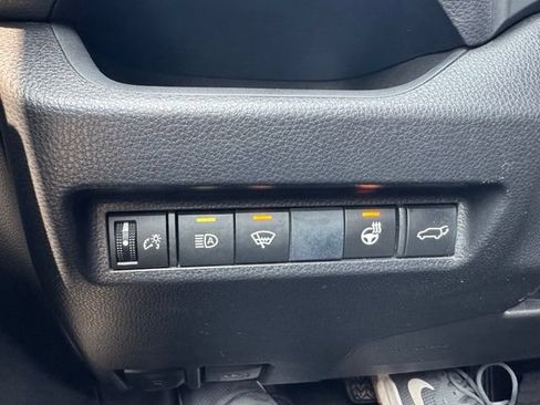 Used 2019 Toyota RAV4 XLE w/ Convenience Package AWD/4WD image 20