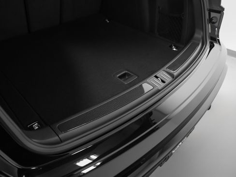 New 2026 Porsche Macan GTS image 23