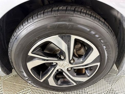 Used 2017 Honda Accord LX image 12