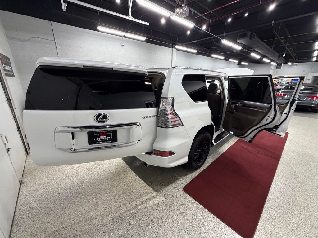 Used 2019 Lexus GX 460 Premium AWD/4WD image 63