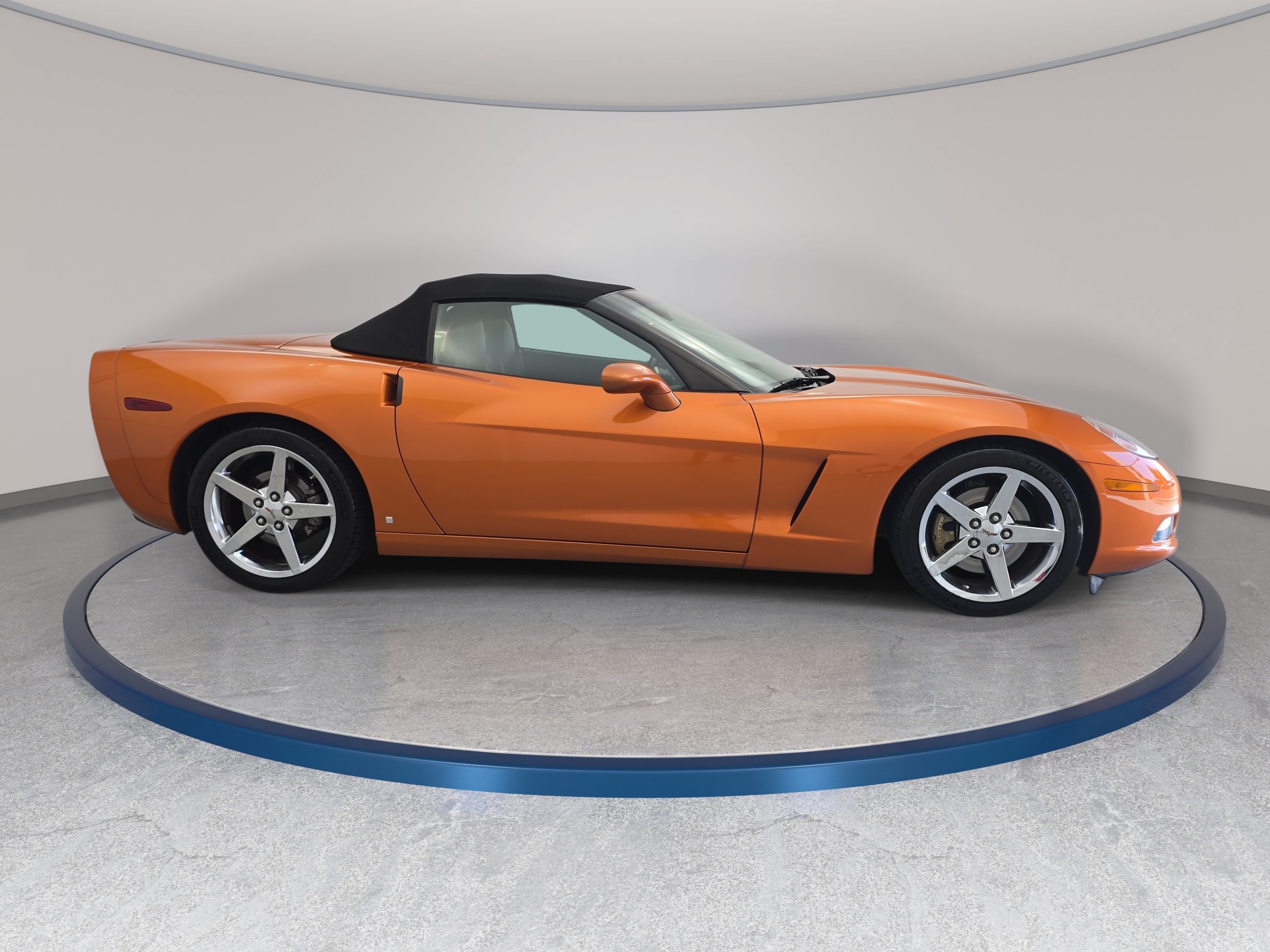 Used 2007 Chevrolet Corvette Convertible w/ Preferred Equipment Group RWD image 4