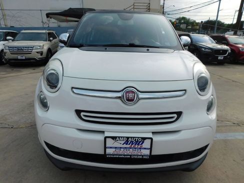 Used 2014 FIAT 500L Lounge image 2