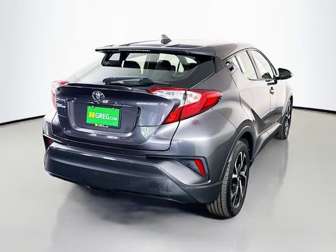 Used 2018 Toyota C-HR XLE FWD image 10