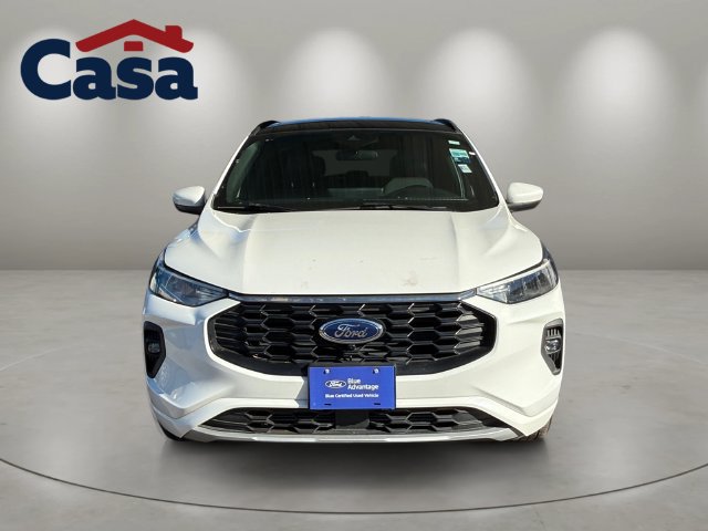 Used 2023 Ford Escape ST-Line Select w/ Tech Pack #2 AWD/4WD image 2