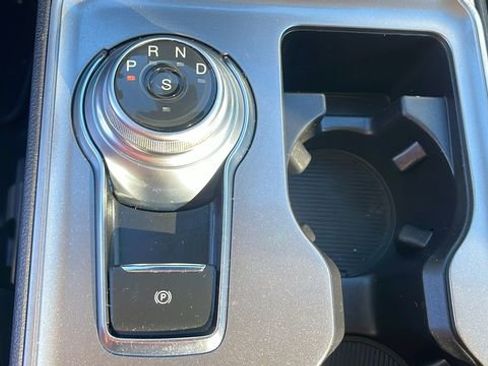 Used 2023 Ford Edge SEL image 22