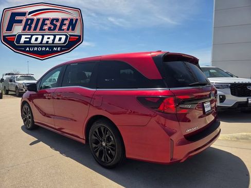 Used 2025 Honda Odyssey Sport-L image 5