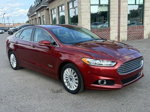 Used 2014 Ford Fusion Energi Titanium w/ Driver Assist Package FWD image 3