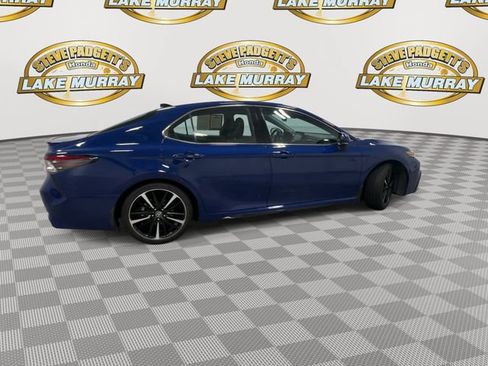 Used 2023 Toyota Camry XSE FWD image 3