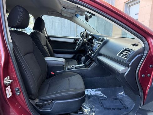 Used 2019 Subaru Outback 2.5i Premium image 22