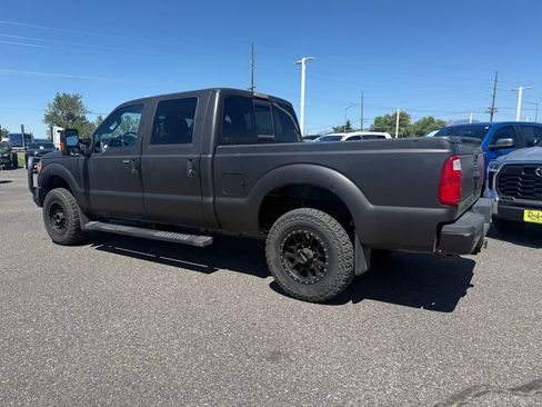 Used 2015 Ford F250 Lariat w/ Lariat Ultimate Package AWD/4WD image 2