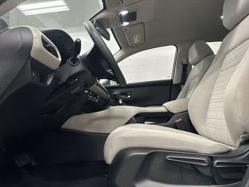 Certified 2026 Honda HR-V LX image 26