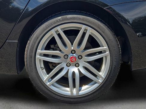 Used 2017 Jaguar XJ L Portfolio AWD/4WD image 24