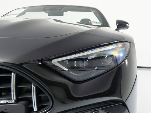 Used 2022 Mercedes-Benz SL 63 AMG 4MATIC image 40
