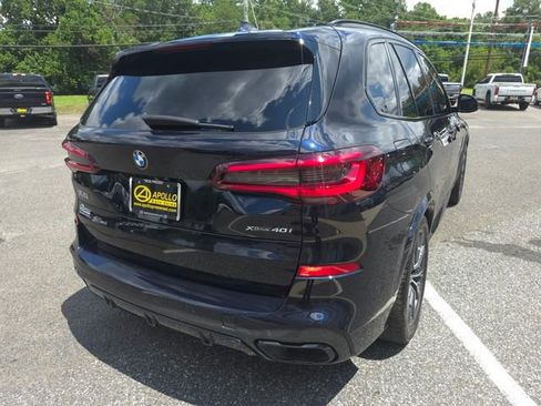 Used 2021 BMW X5 xDrive40i w/ M Sport Package image 4