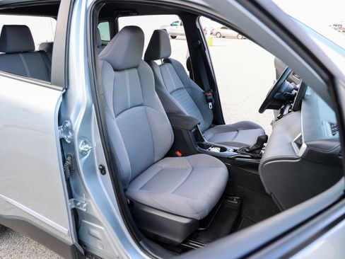 Used 2024 Toyota Corolla Cross AWD Hybrid image 39