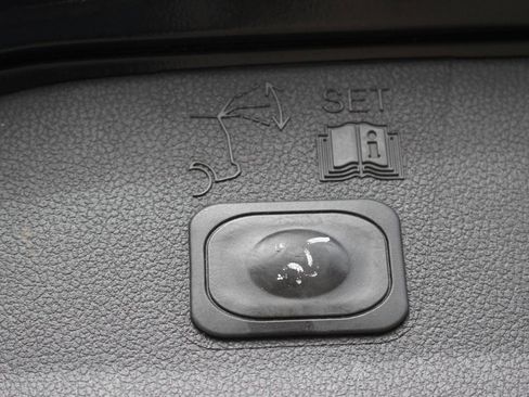 Used 2014 Ford Escape Titanium w/ Equipment Group 401A image 43