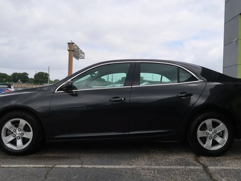 Used 2014 Chevrolet Malibu LS FWD image 2