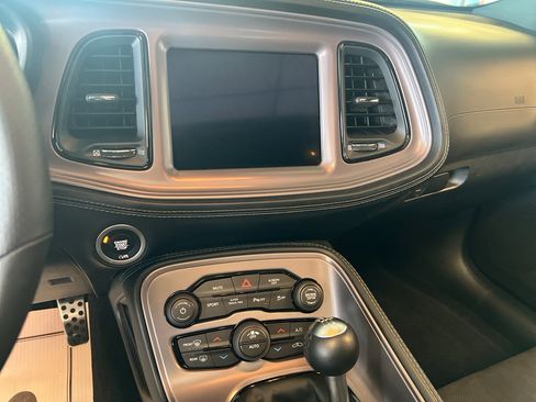 Used 2023 Dodge Challenger R/T w/ T/A Package image 6