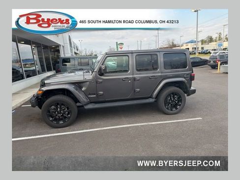 Used 2021 Jeep Wrangler Unlimited Sahara image 1