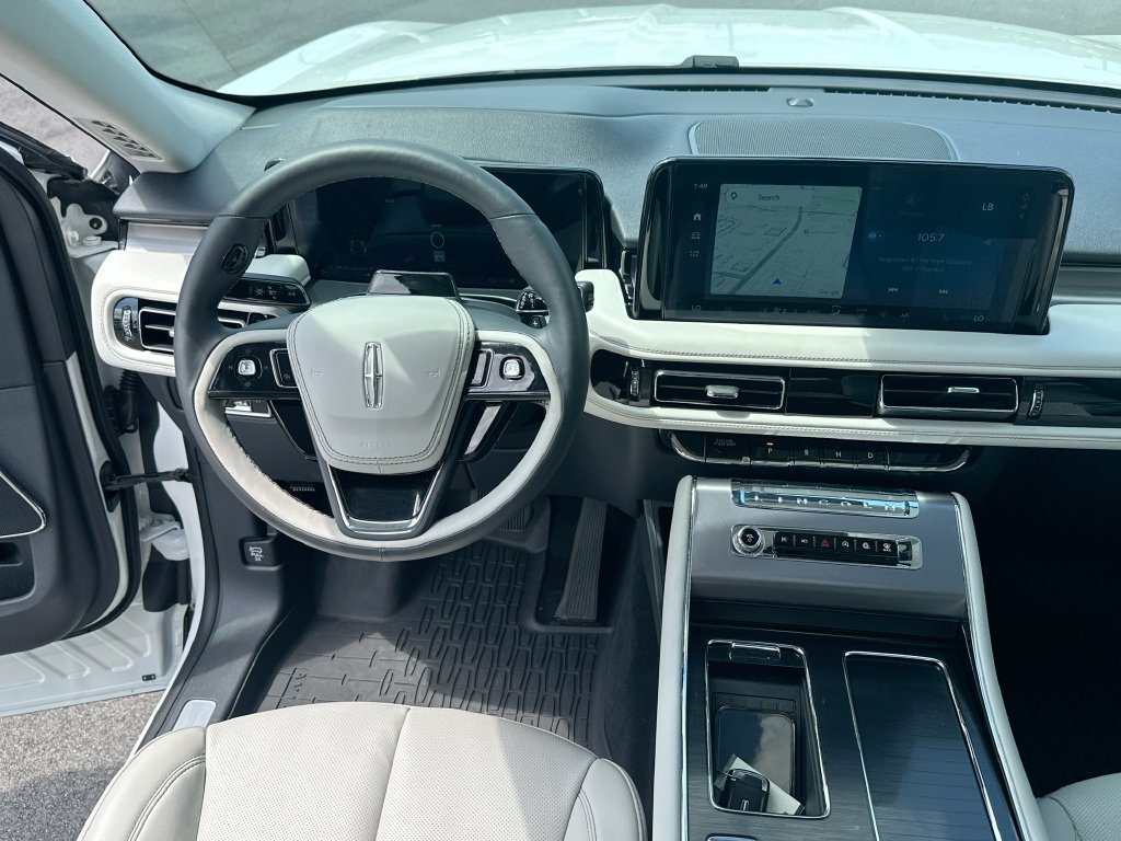 Certified 2026 Lincoln Aviator 2WD image 19