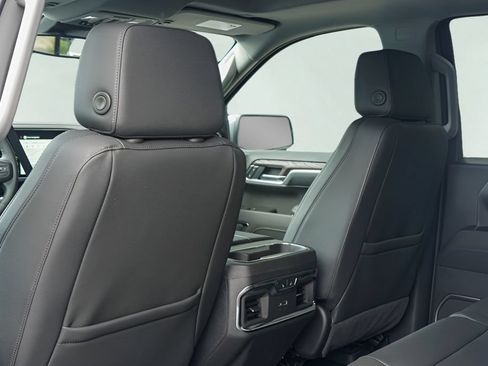 New 2026 GMC Sierra 1500 SLT AWD/4WD image 19