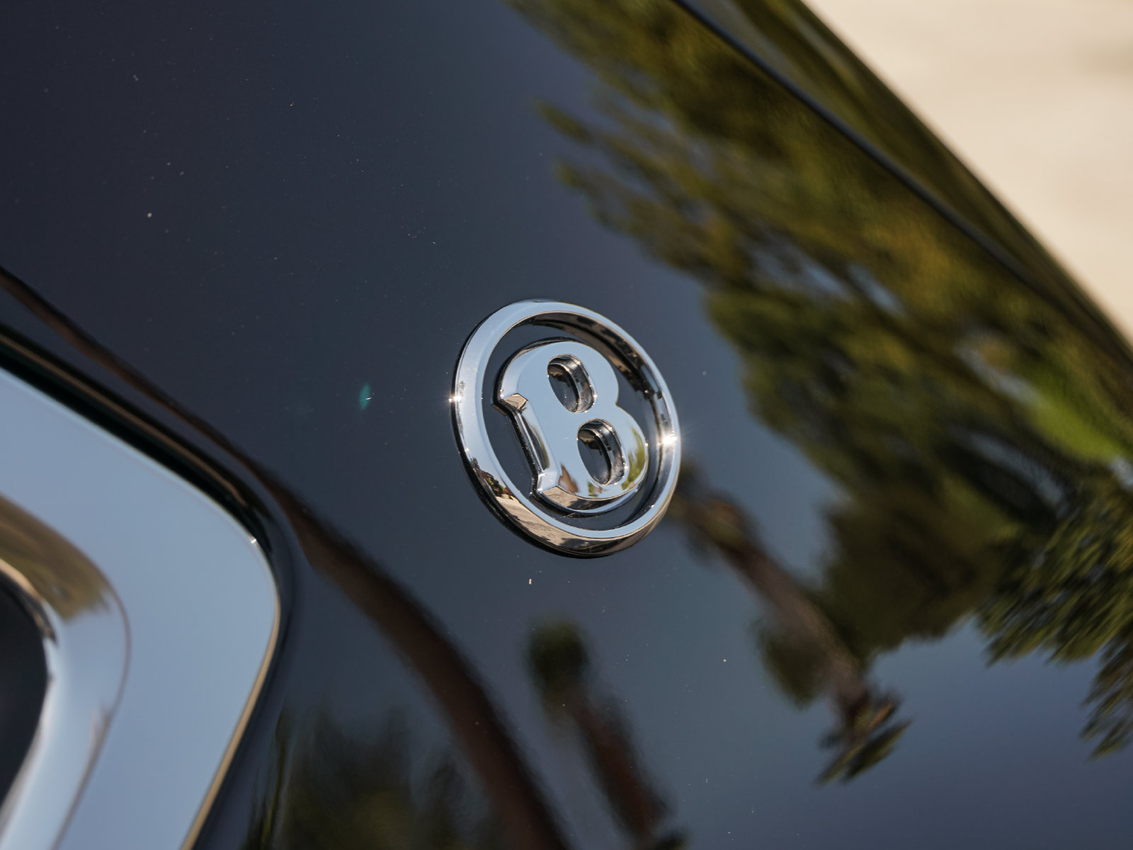 Used 2025 Bentley Bentayga Extended Wheelbase AWD/4WD image 31