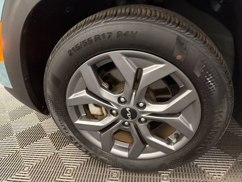 Certified 2024 Kia Seltos S AWD/4WD image 28