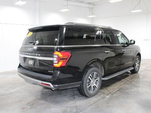 Used 2023 Ford Expedition Max Limited image 9