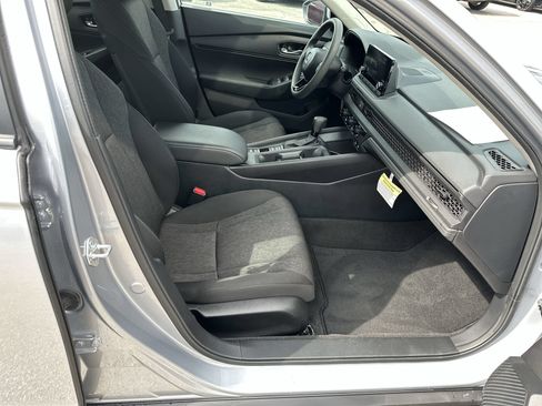 Used 2025 Honda Accord LX image 24