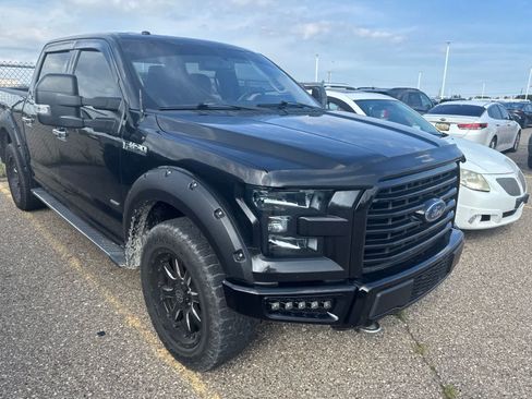 Used 2015 Ford F150 XLT w/ Equipment Group 302A Luxury AWD/4WD image 6