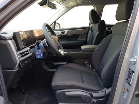 New 2026 Hyundai Santa Fe SE image 9