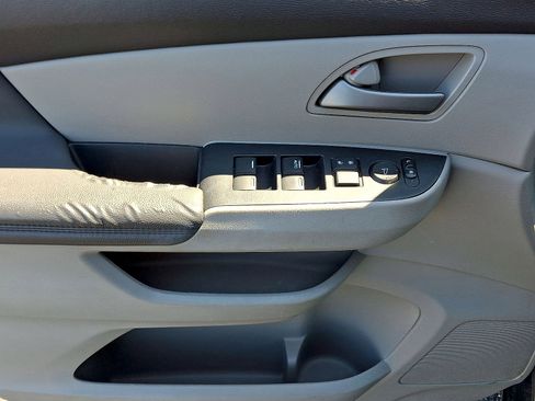 Used 2013 Honda Odyssey EX-L image 10
