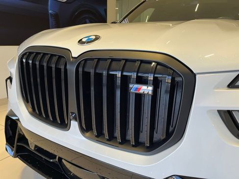 Used 2024 BMW X7 M60i w/ Executive Package image 13