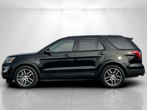 Used 2017 Ford Explorer Sport image 6