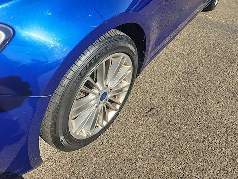 Used 2016 Ford Fusion SE w/ Equipment Group 202A FWD image 8