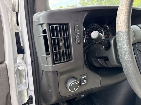 New 2025 Chevrolet Express 3500 LS image 13